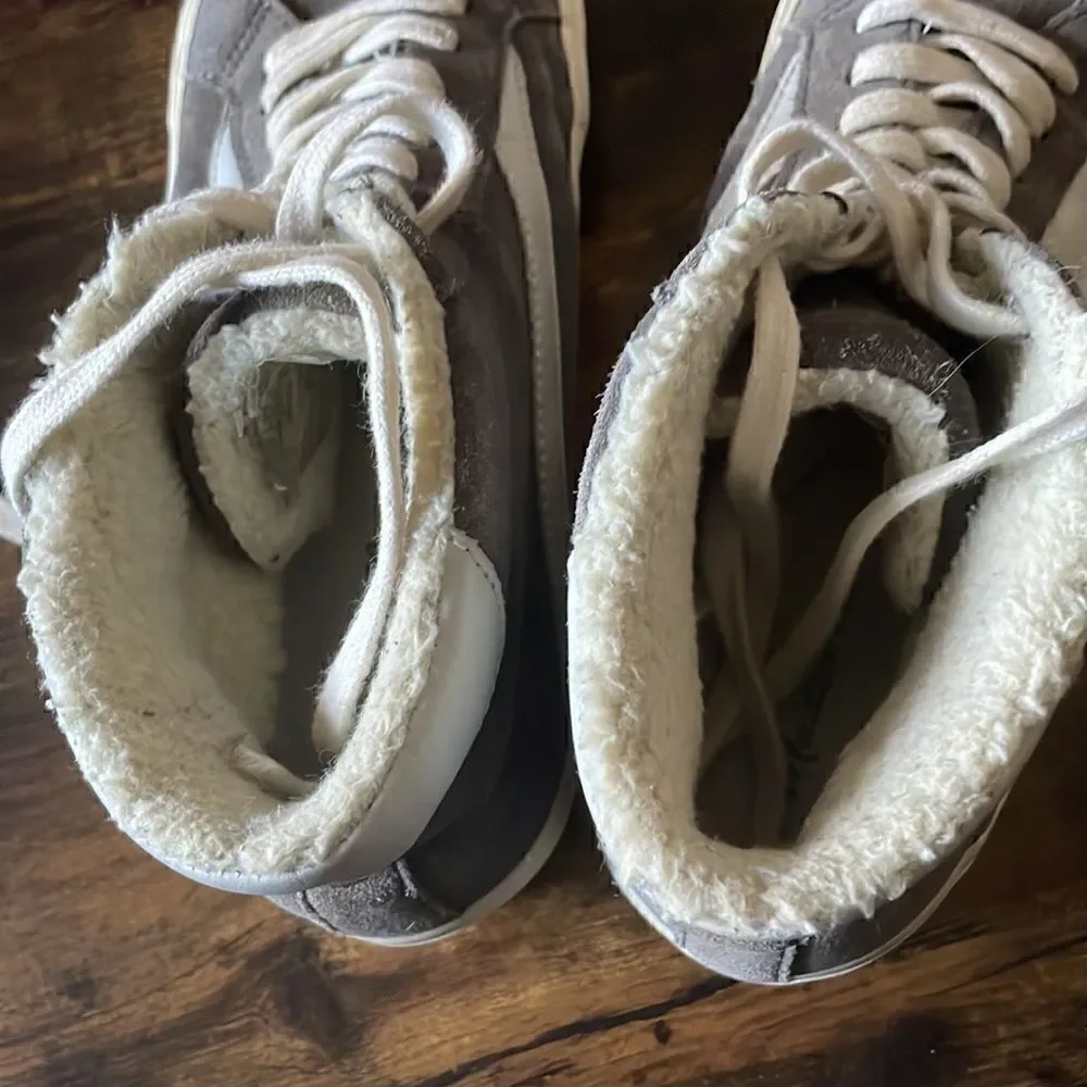 Madewell Sidewalk High-Top Sneakers in Suede and Sherpa W’s7 M’s 5.5
